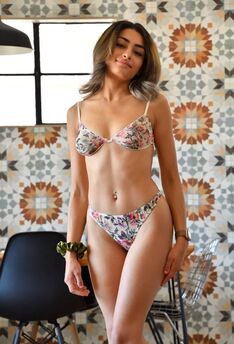 Vanessa Moon